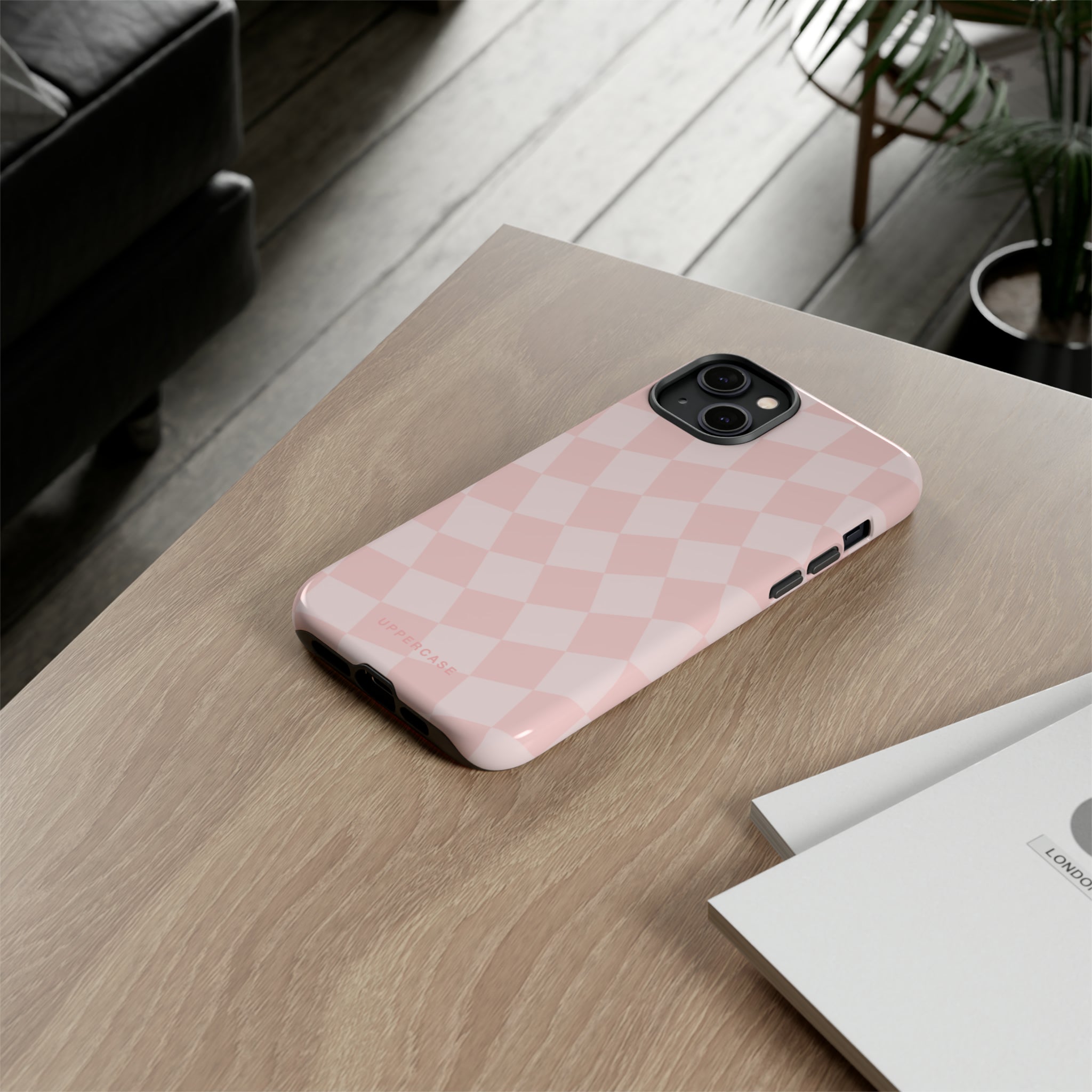 Wavy Check - Baby Pink - Strong Case