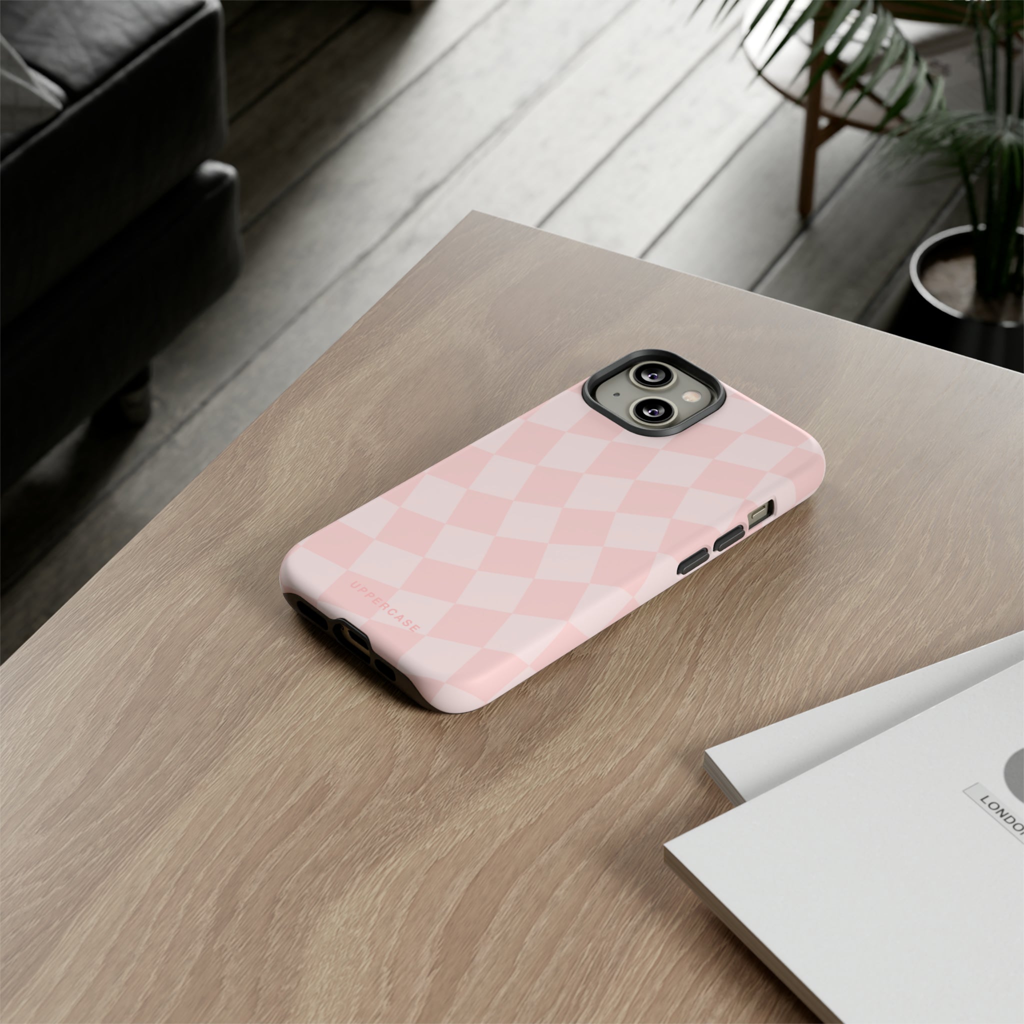 Wavy Check - Baby Pink - Strong Case