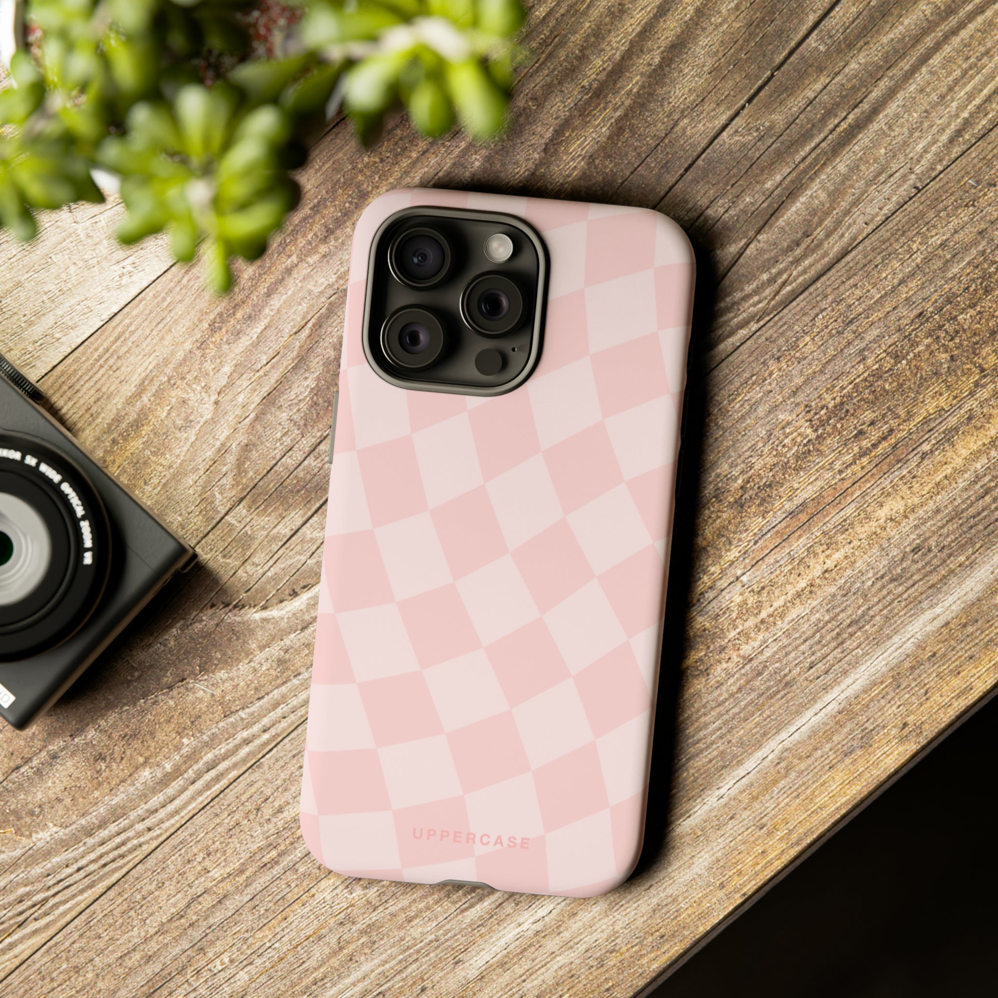 Wavy Check - Baby Pink - Strong Case