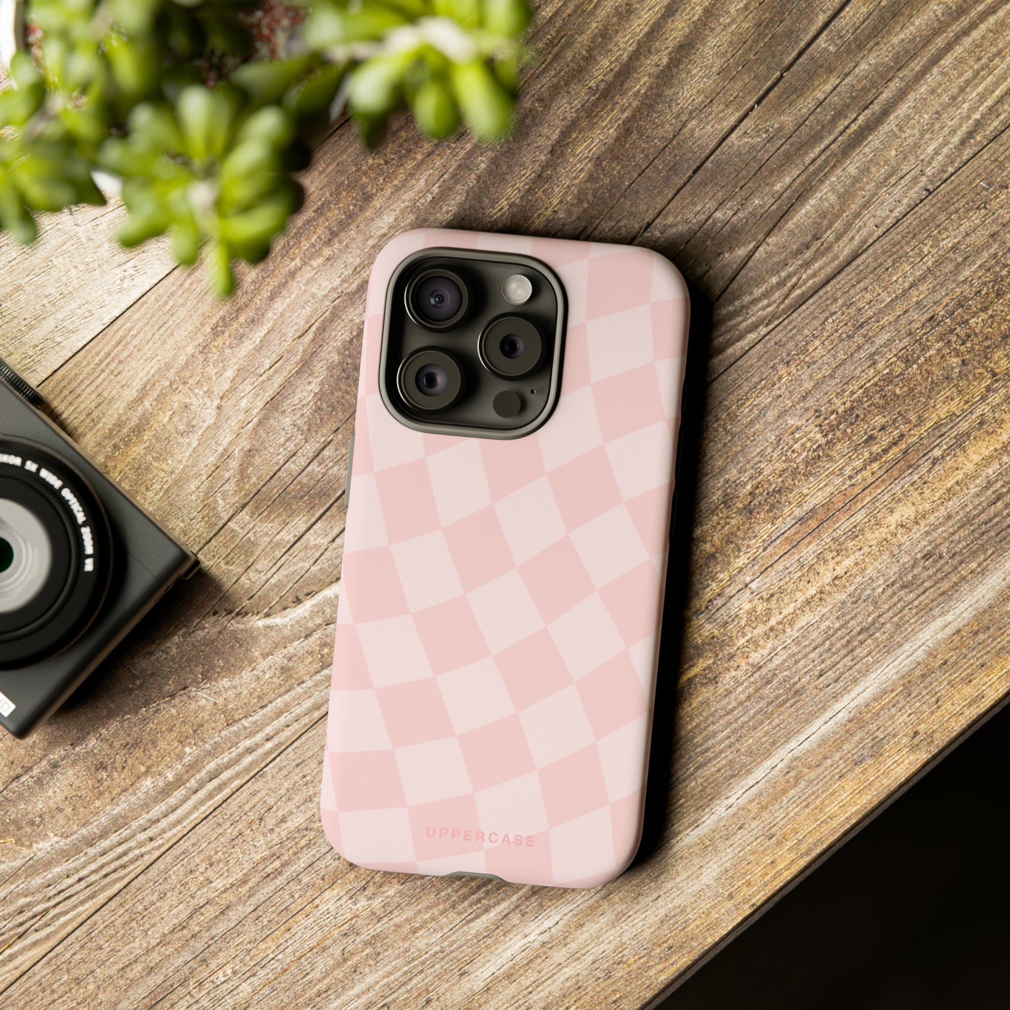 Wavy Check - Baby Pink - Strong Case